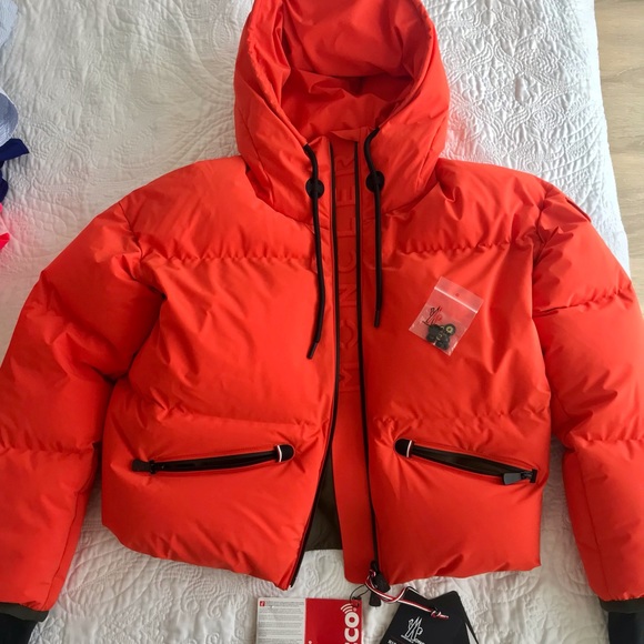 Moncler winter and ski jacket - Picture 4 of 4